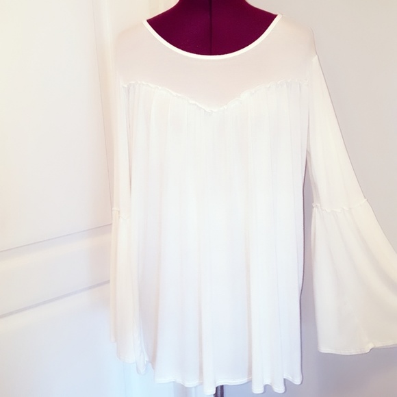 Tops - Creamy White Bell Sleeve Tunic